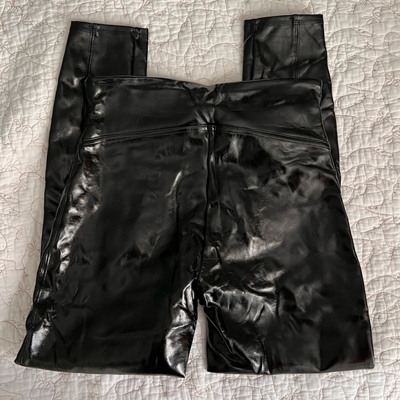 NWOT PETITE Spanx Patent Leather Leggings - Picture 3 of 3